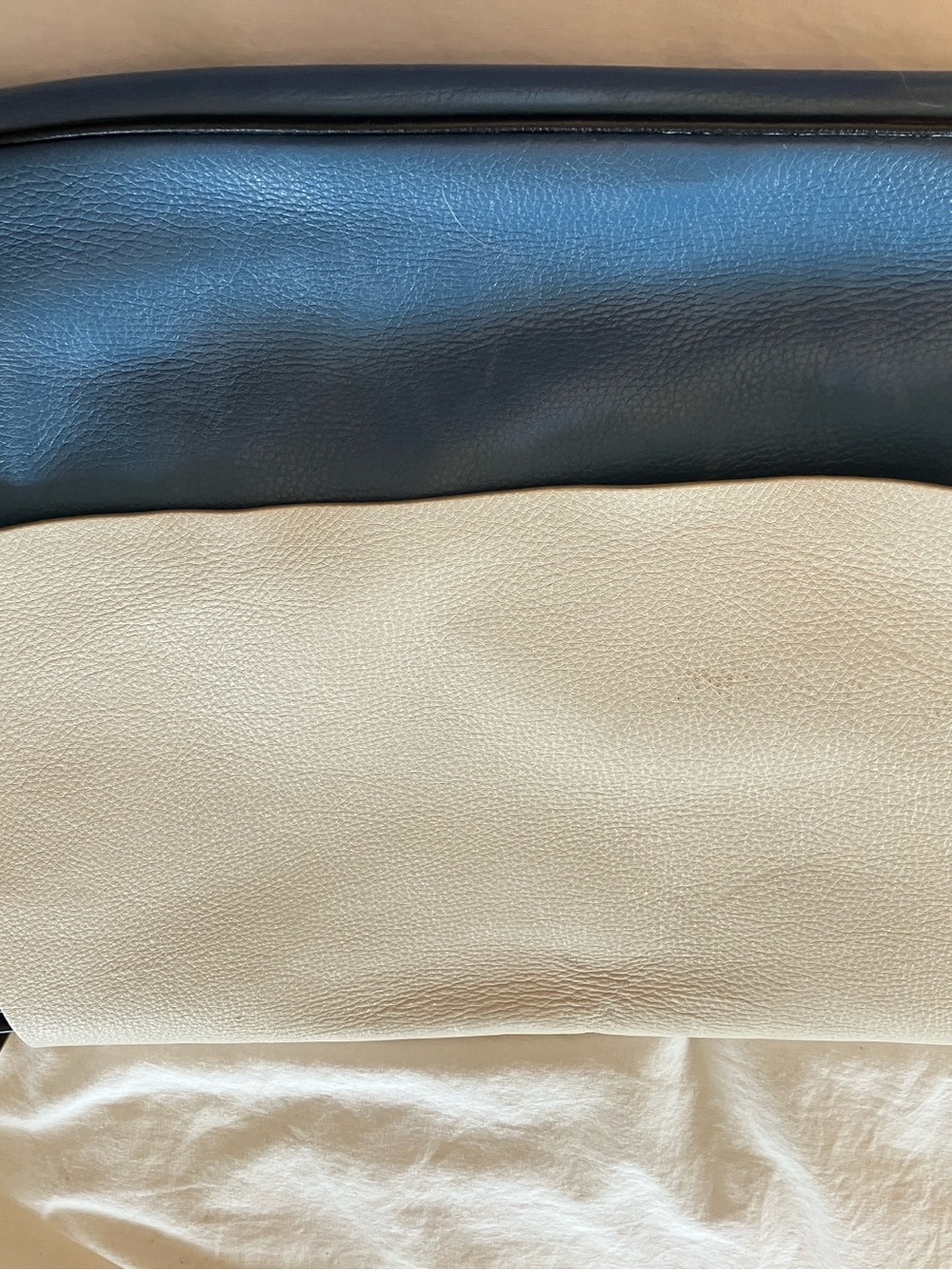 Fossil Cream and Blue Leather Saddle Crossbody with Black Strap - Picture 9 of 9